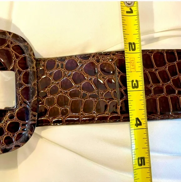 Brown Patent Snakeskin Waist Belt - Picture 2 of 4